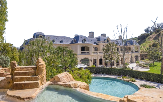 Celebrity-Owned Mansion